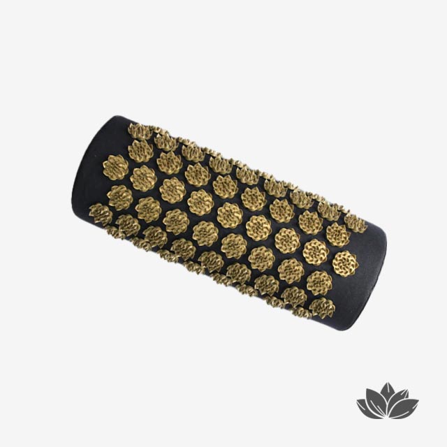 Coussin d'acupression Ozen massage de la collection Prana pour soulager les muscles du cou comme les cervicales.