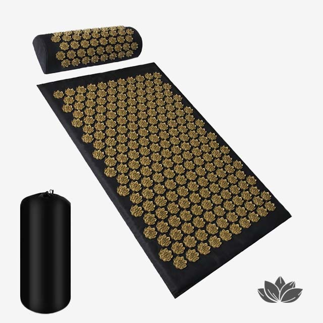 Kit d'acupression avec tapis, coussin or et sac de rangement inclus